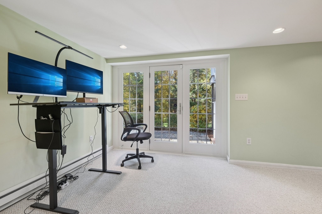 39 Woodbury Rd, Southborough