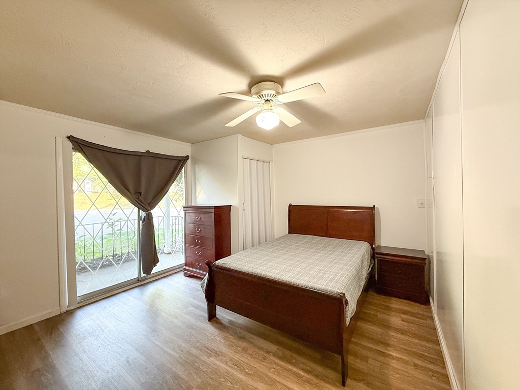 10 Shadowbrook Ln # 24