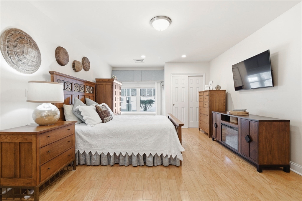 490 Main St. # 109