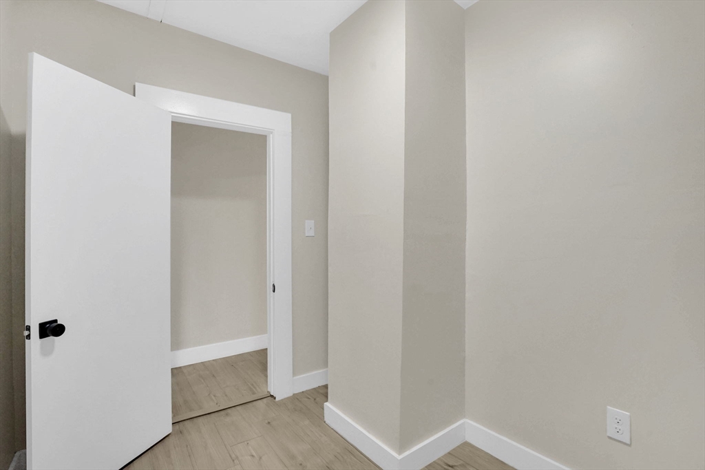 14 Adams St
