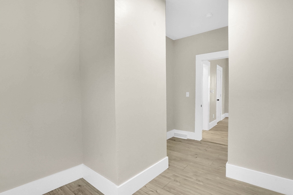 14 Adams St