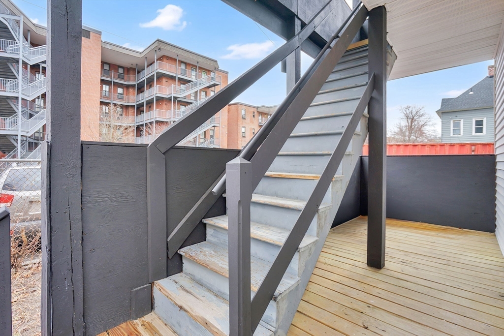 14 Adams St