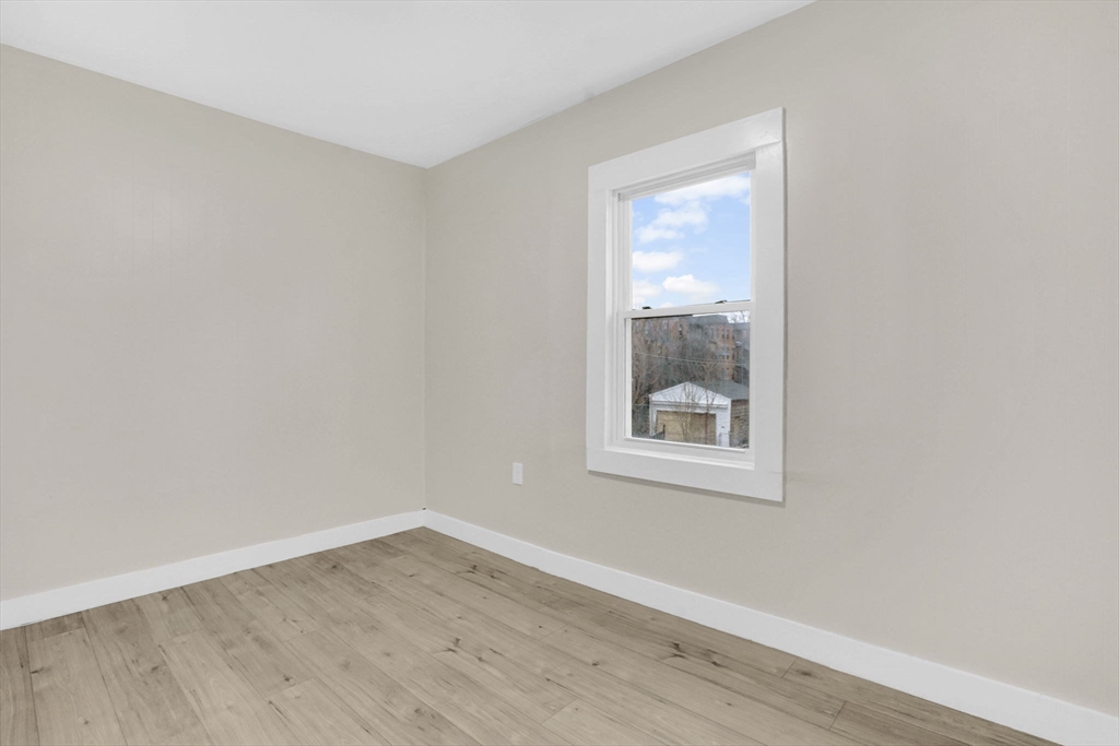 14 Adams St
