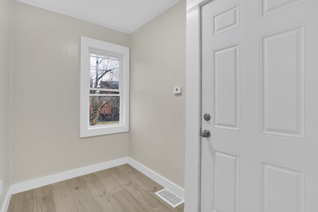 14 Adams St