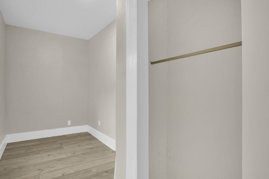14 Adams St