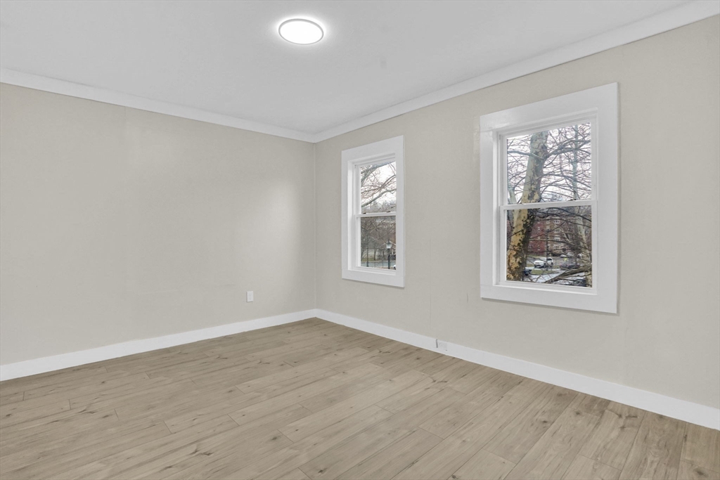 14 Adams St