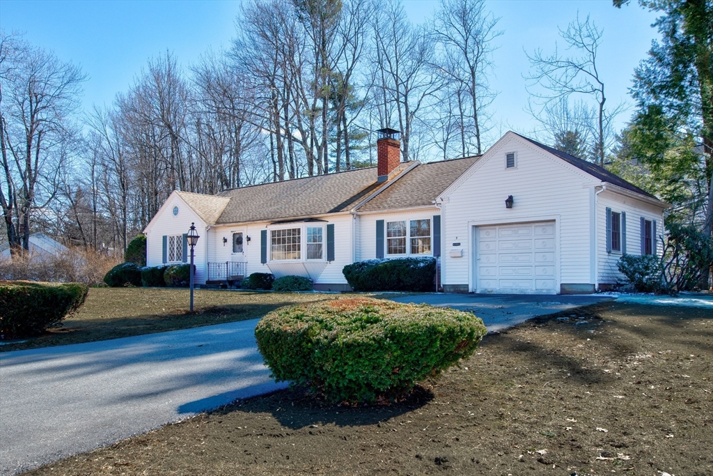 5 Chabot Drive