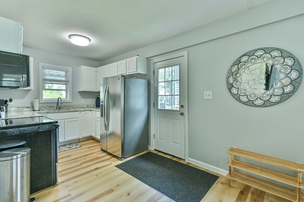 23 Lakeview Rd.