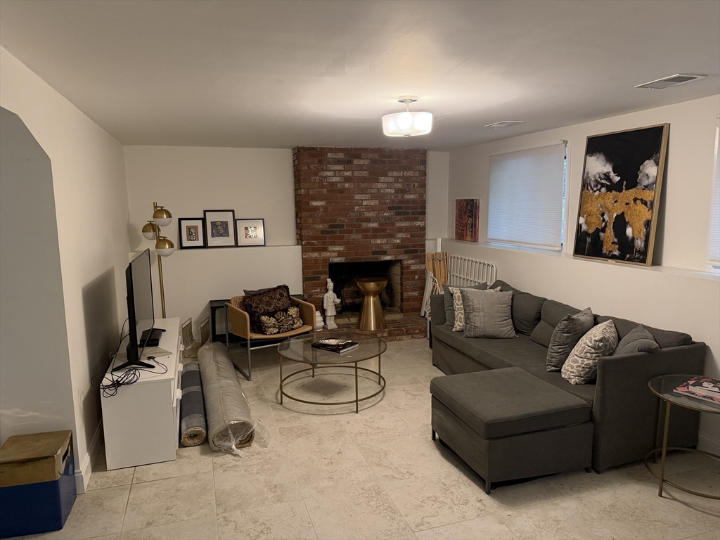 34 Parker Rd