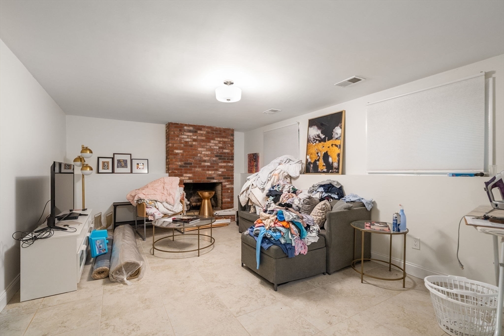34 Parker Rd