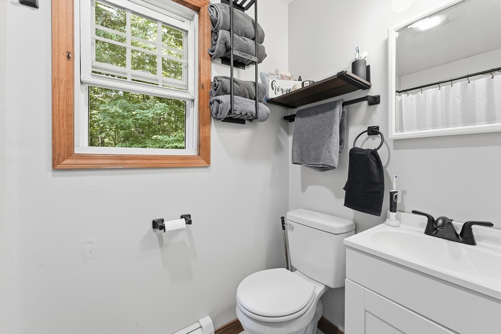 77 Old Gilbertville Rd