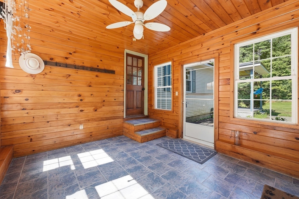 77 Old Gilbertville Rd