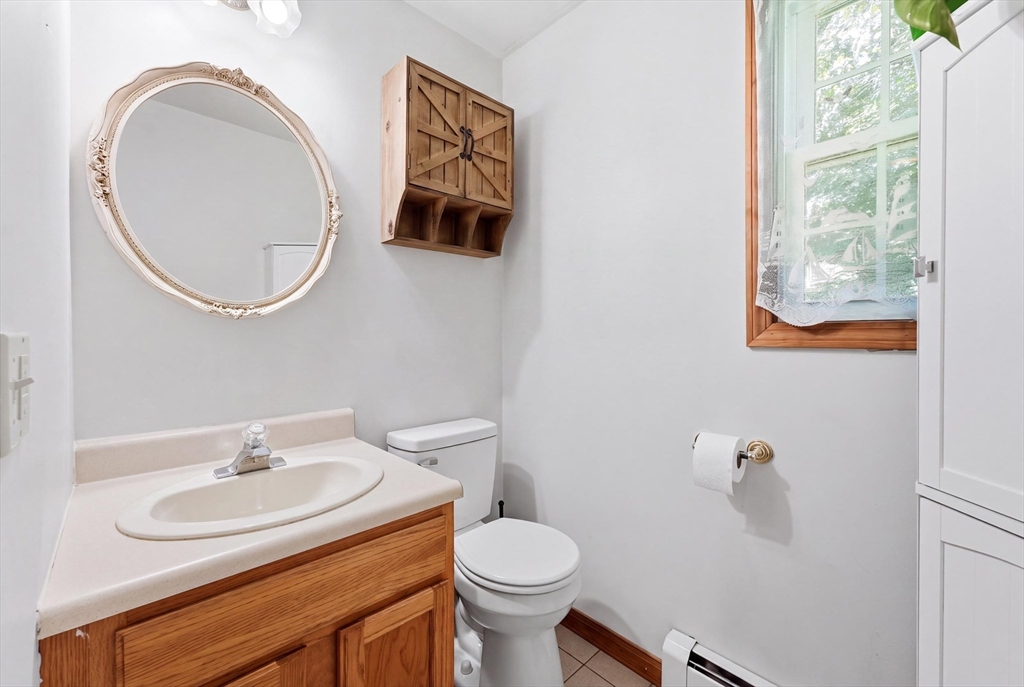 77 Old Gilbertville Rd