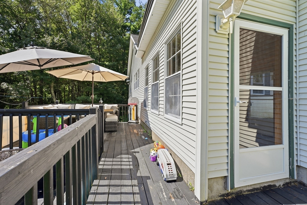 77 Old Gilbertville Rd