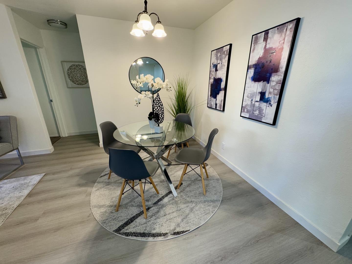 1055 North Capitol Avenue 165