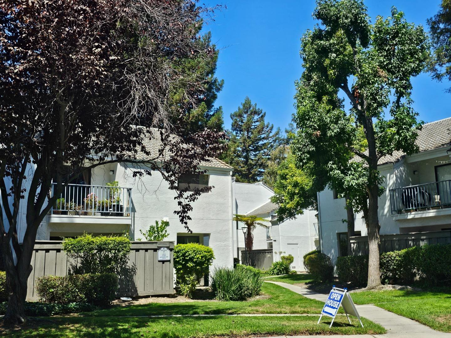 1055 North Capitol Avenue 165