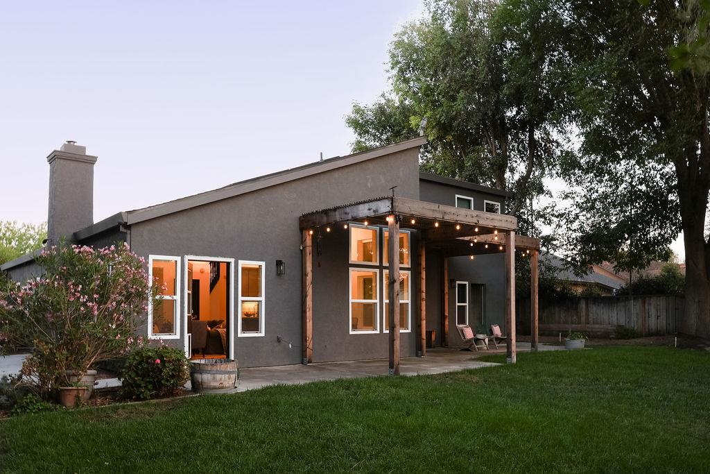 501 Bobbys Lane