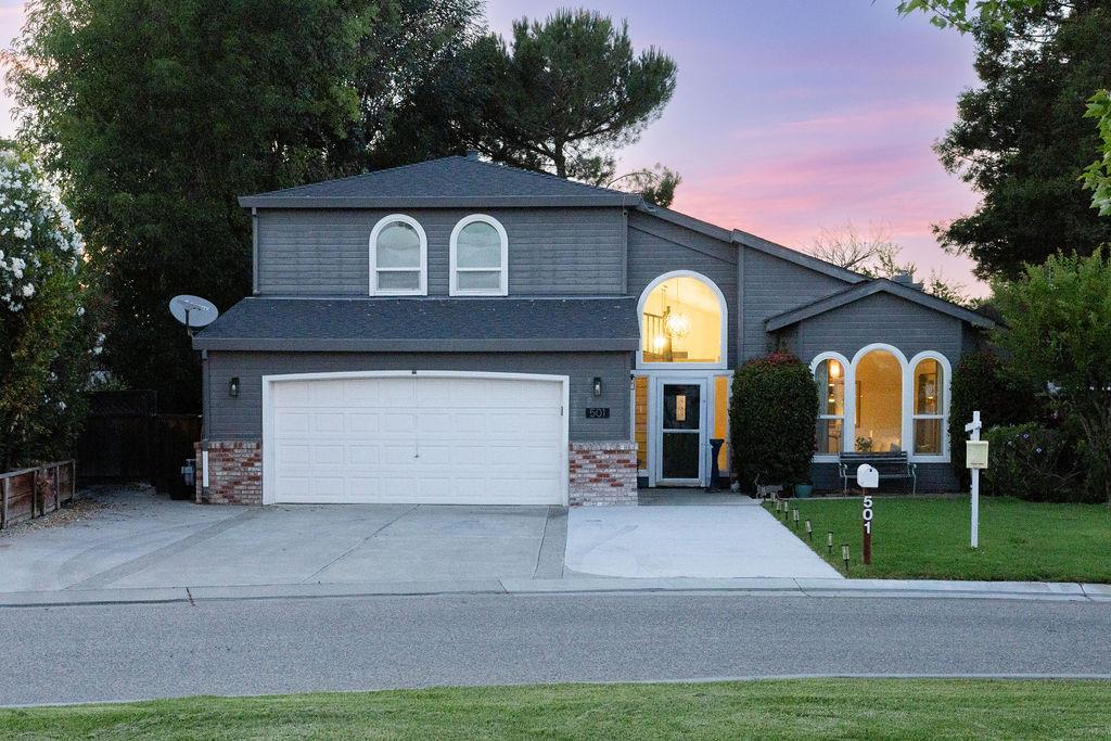 501 Bobbys Lane