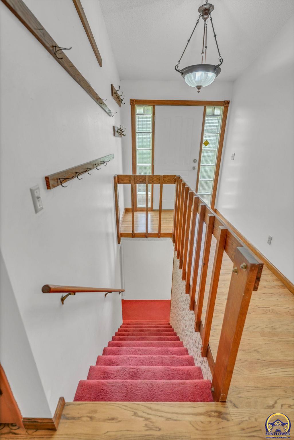 1325 SE 43rd St