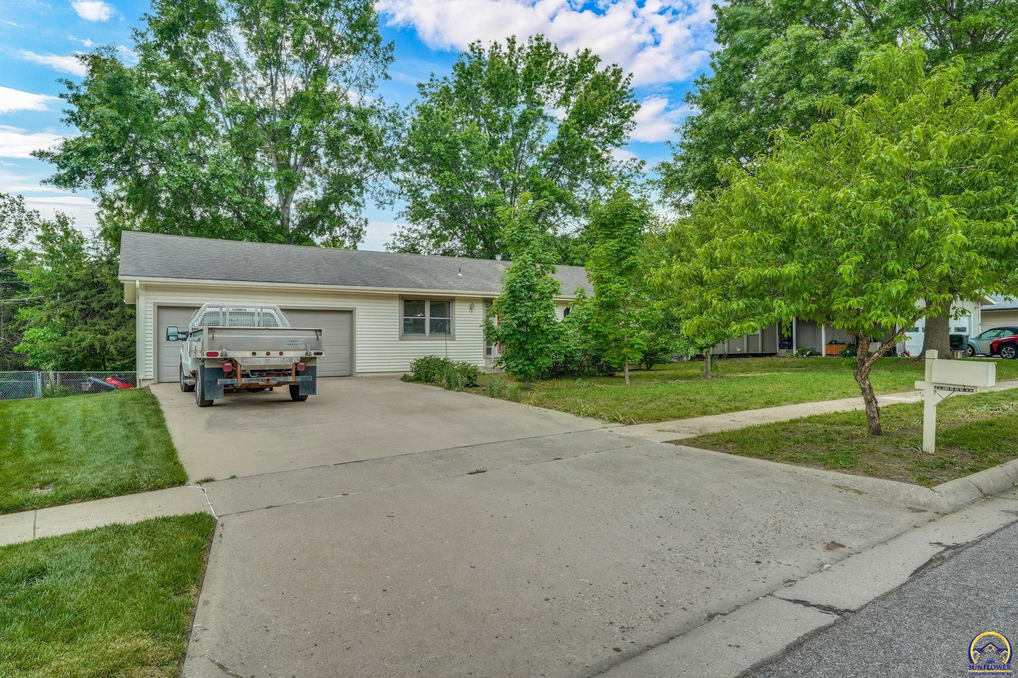 1325 SE 43rd St