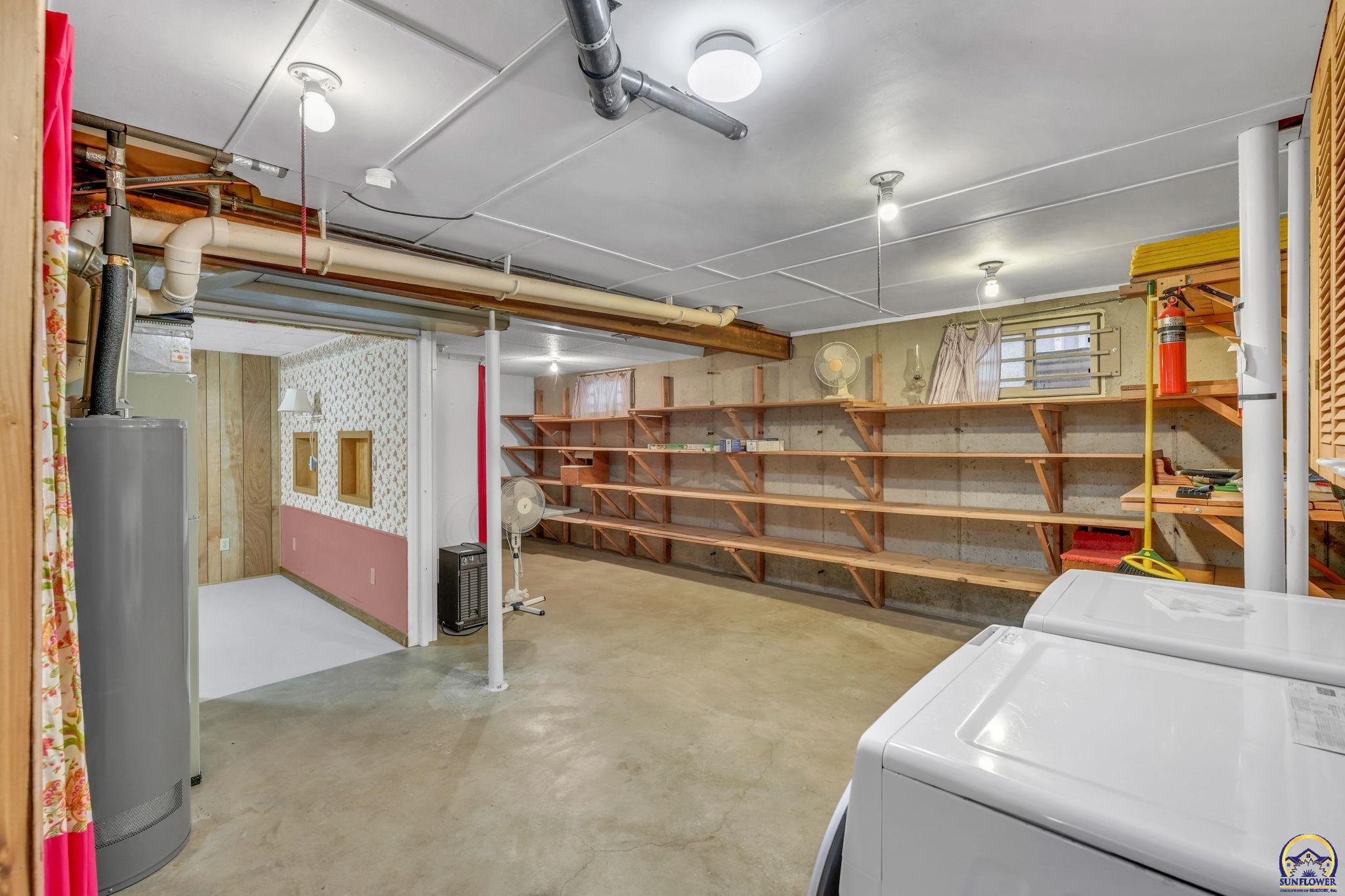 1325 SE 43rd St