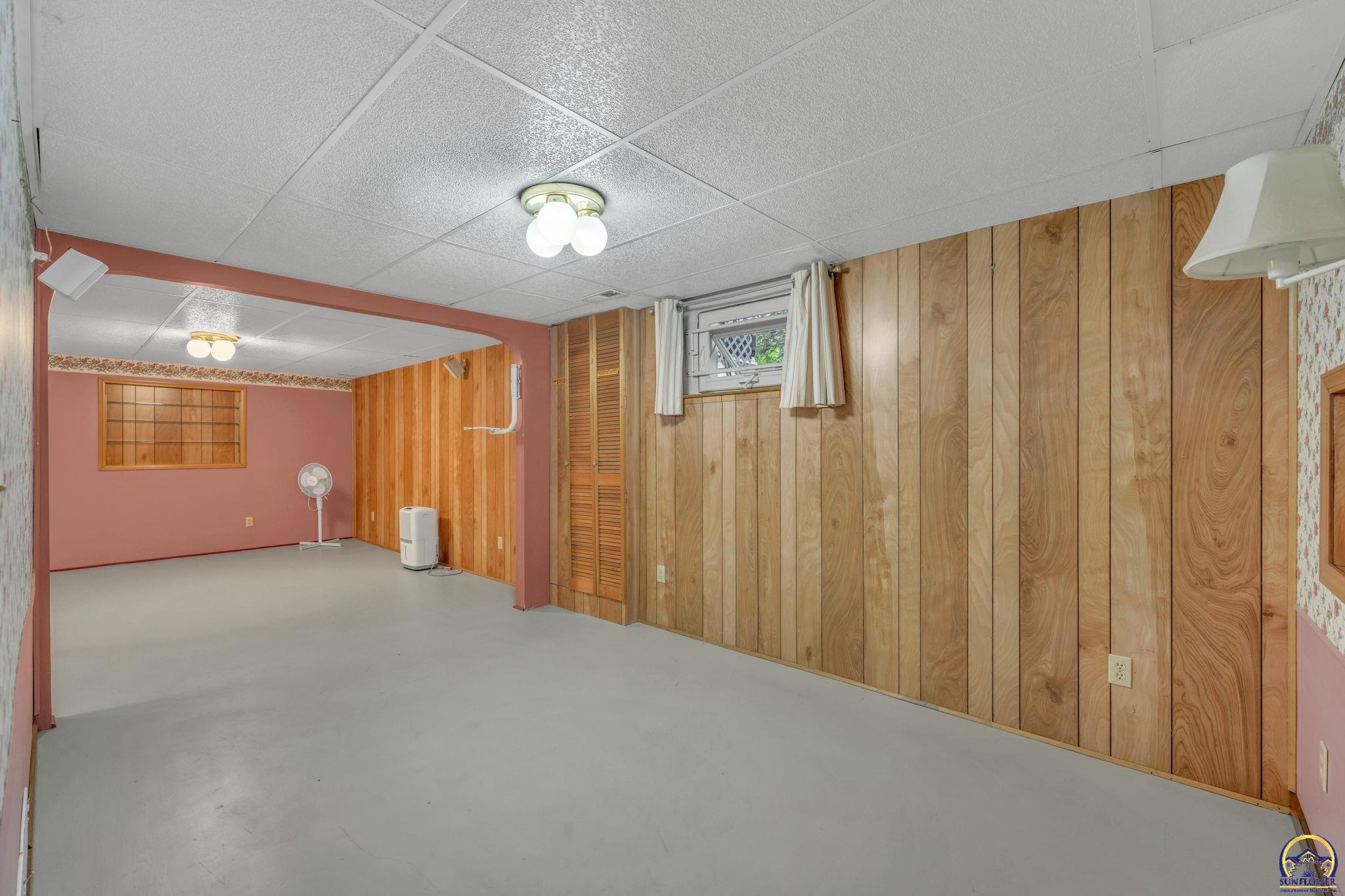 1325 SE 43rd St