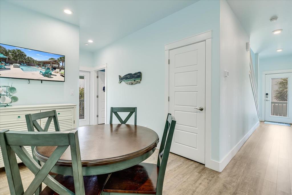 835 Oceanside