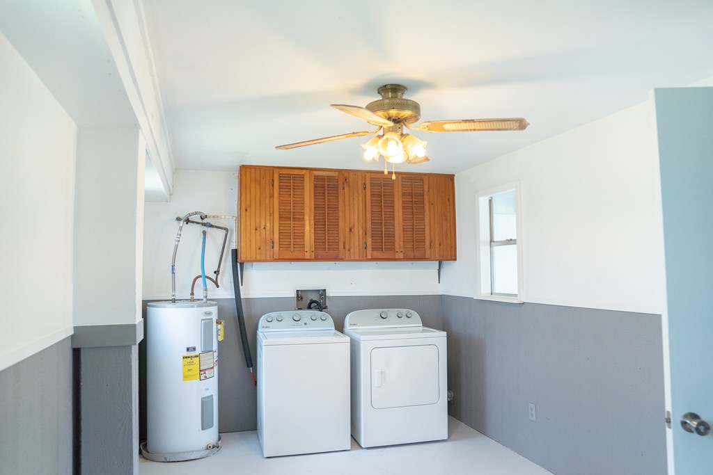 704 S Magnolia