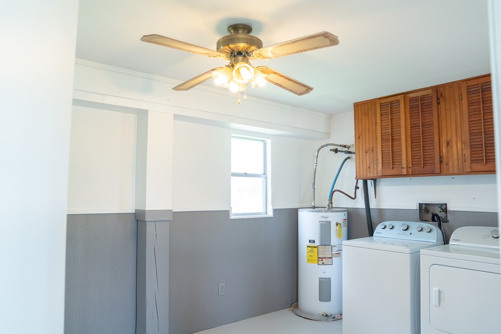 704 S Magnolia