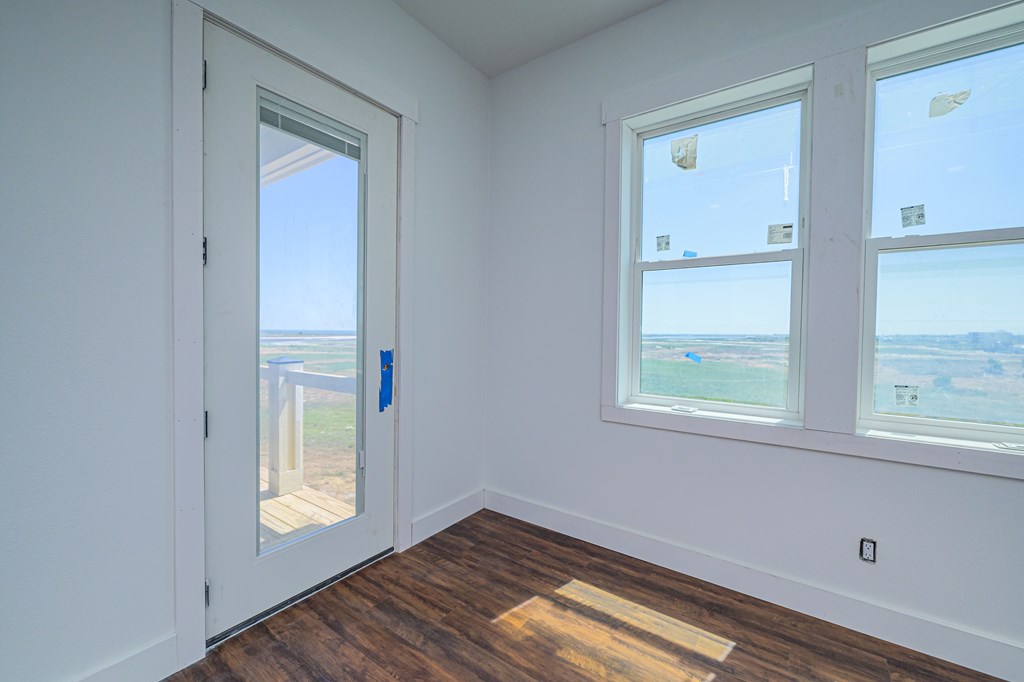 113 Port St Claire