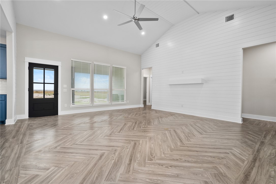 202 Drum Dr