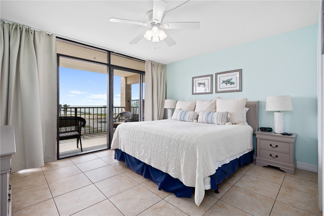 1021 Water St 214