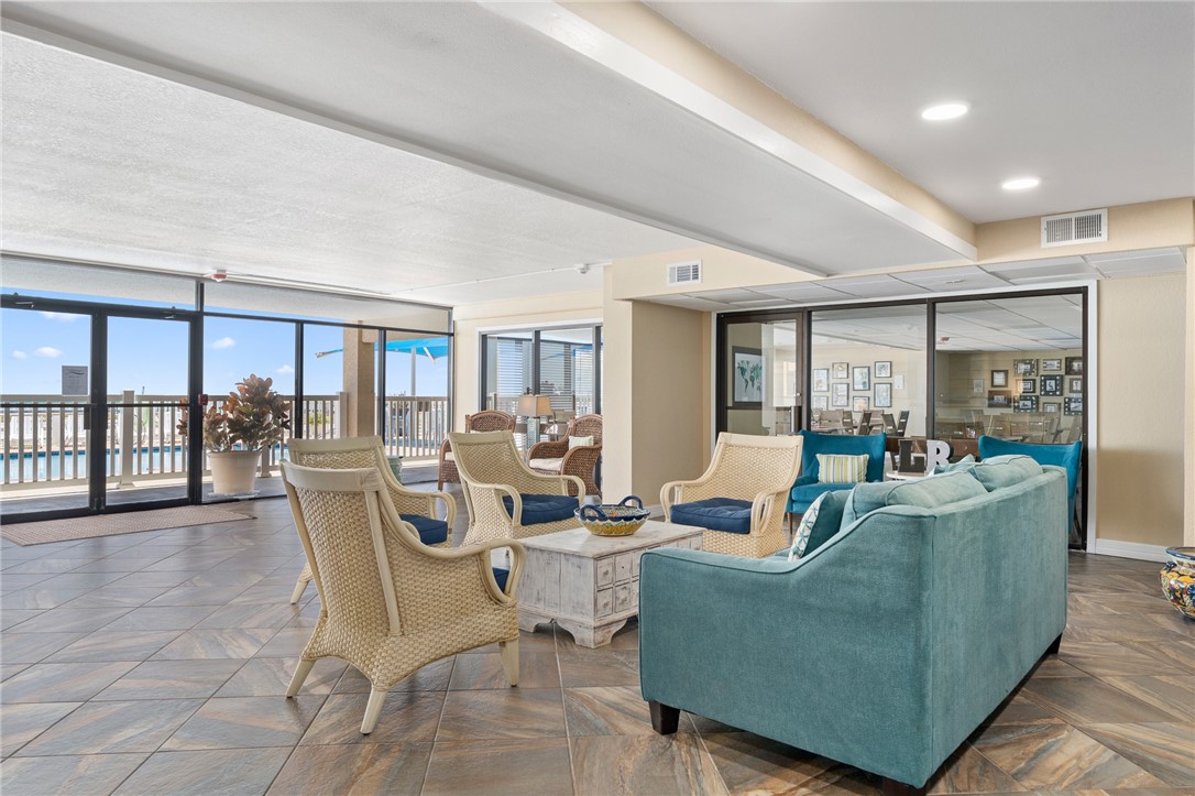1021 Water St 214