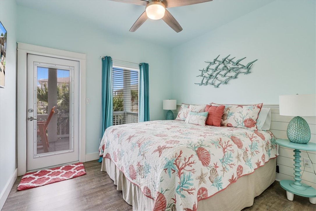 835 Ocean Side