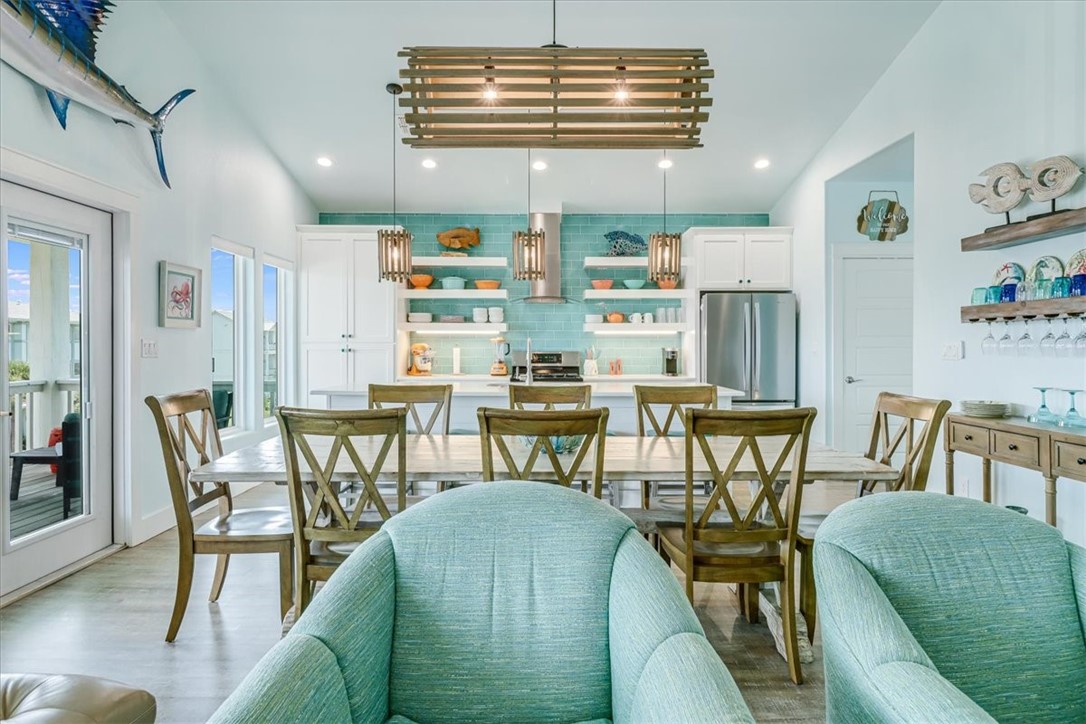 835 Ocean Side