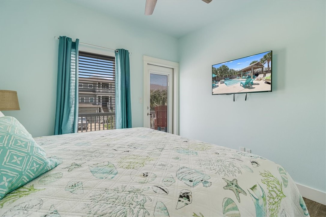 835 Ocean Side
