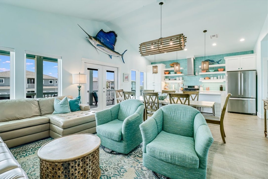 835 Ocean Side