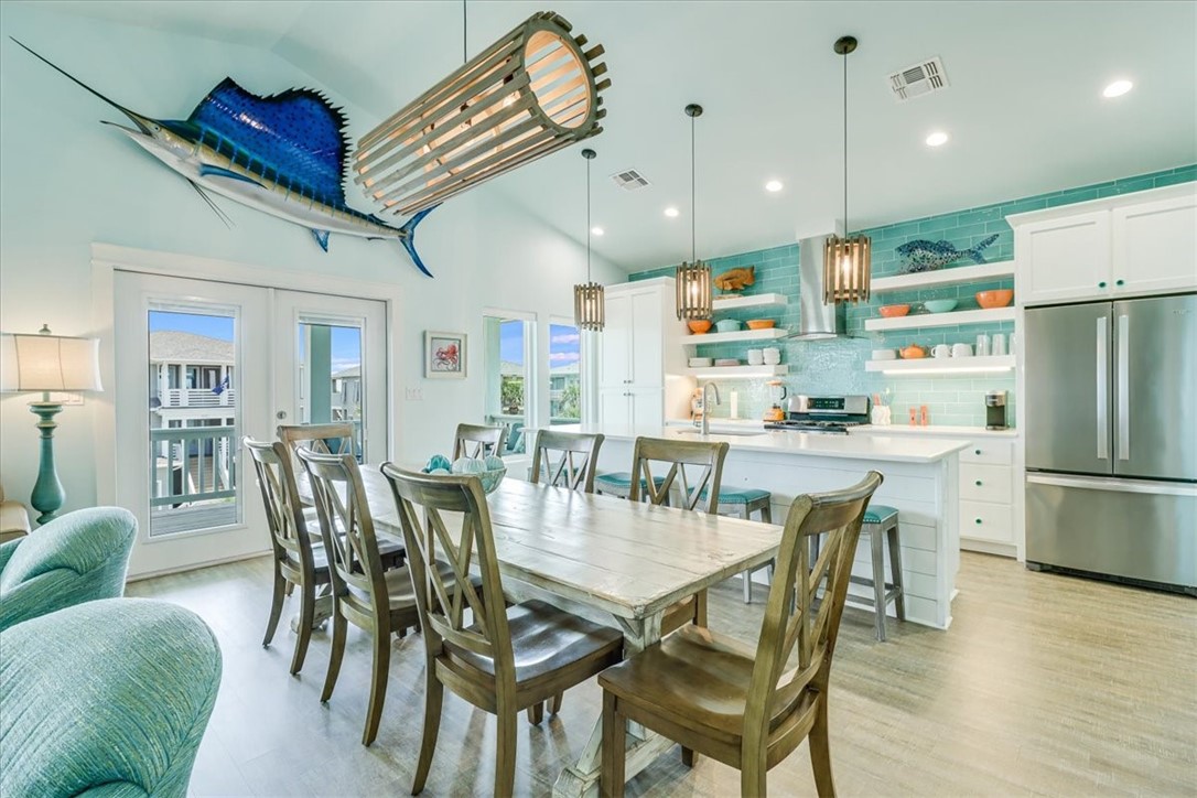 835 Ocean Side
