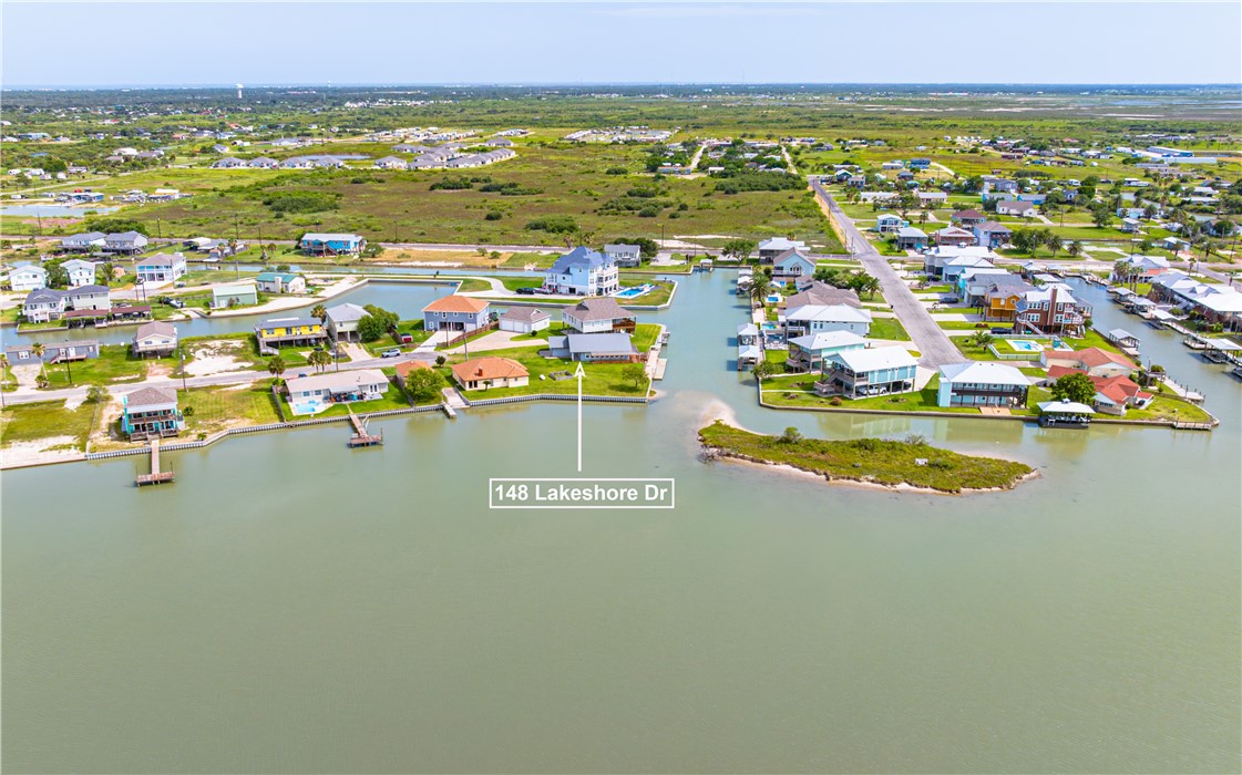 148 Lakeshore Dr