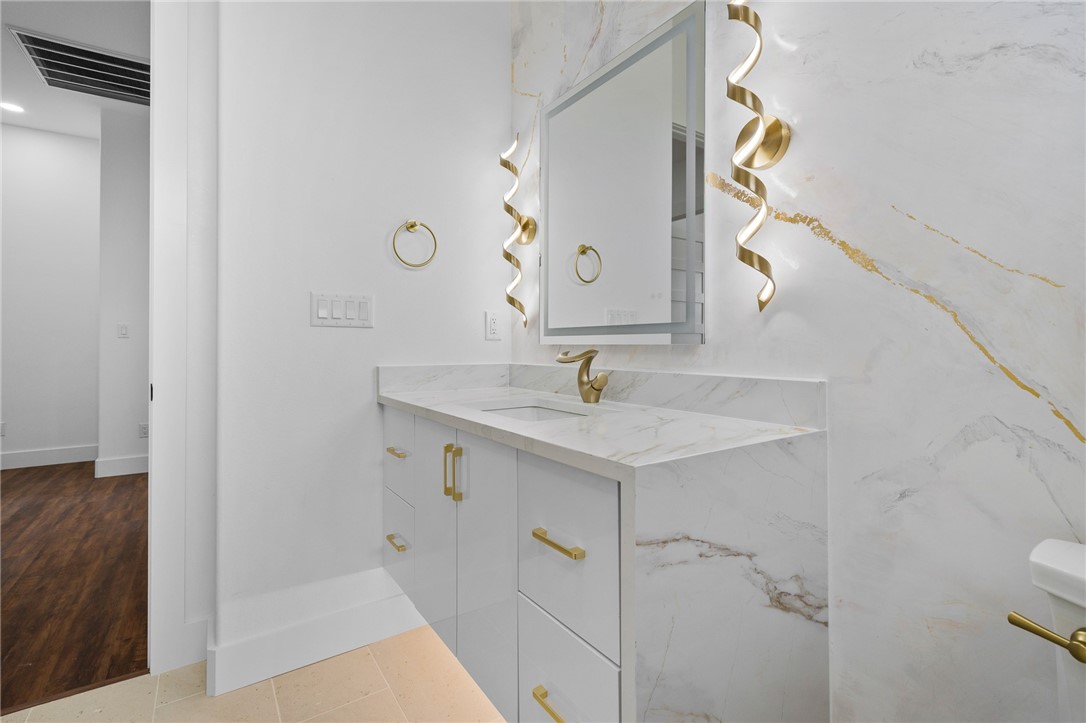 113 Port Saint Claire