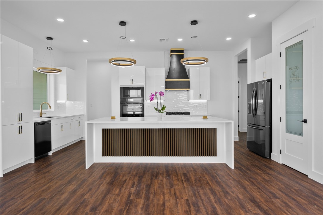 113 Port Saint Claire