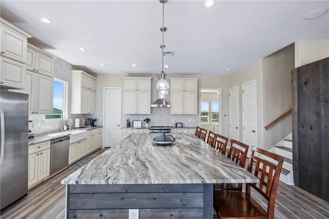 125 Lakeview