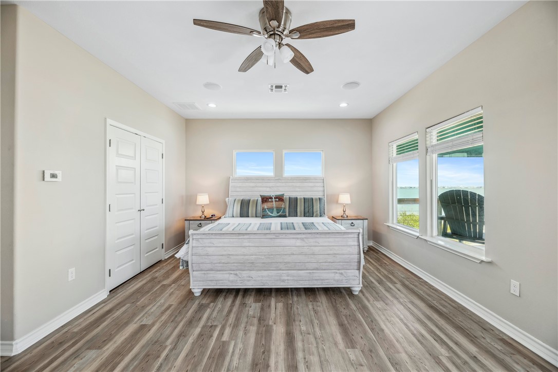 125 Lakeview
