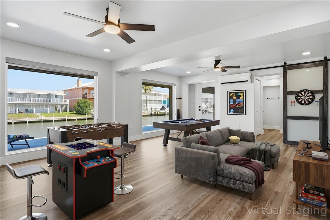 140 Port Saint Claire