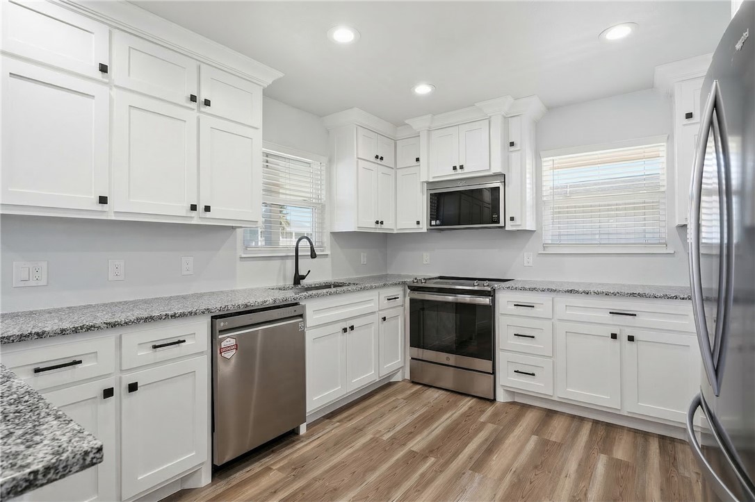 140 Port Saint Claire