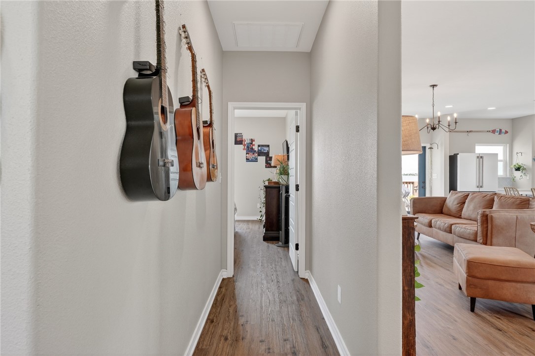 135 Lakeshore Dr