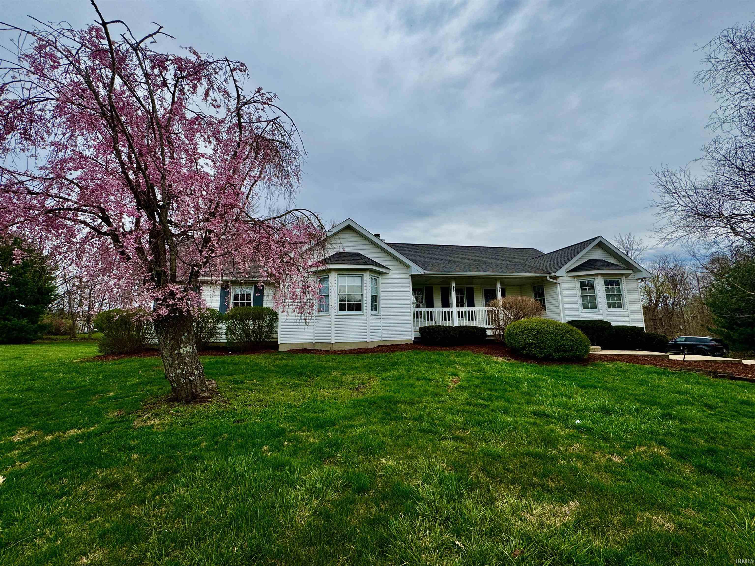 4904 E Inverness Woods Road