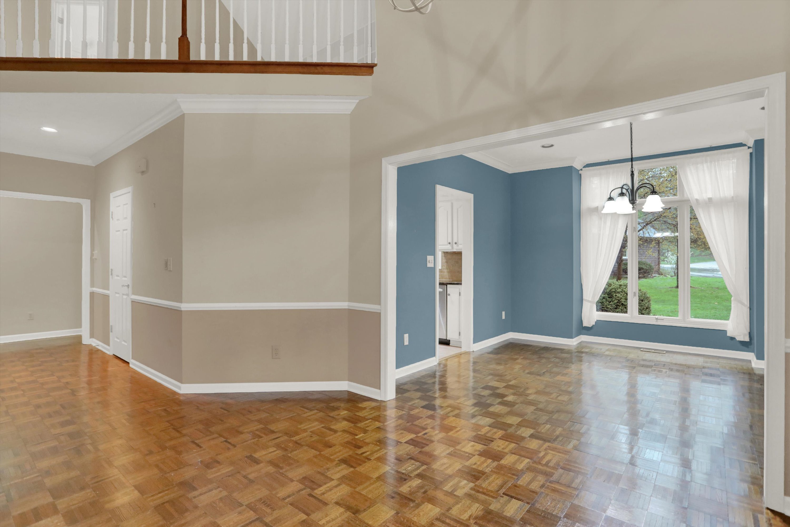 7121 Knollvalley Lane