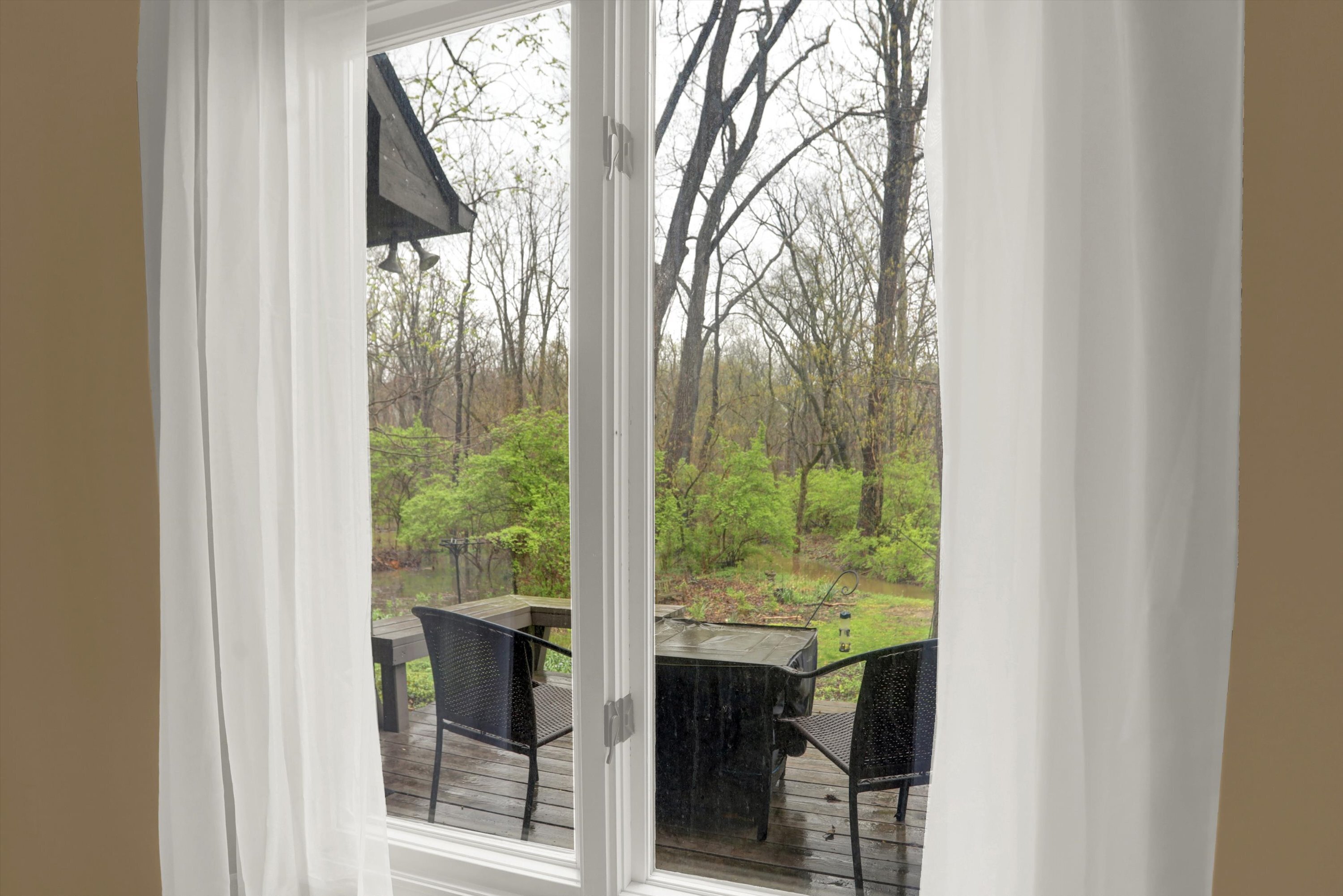 7121 Knollvalley Lane