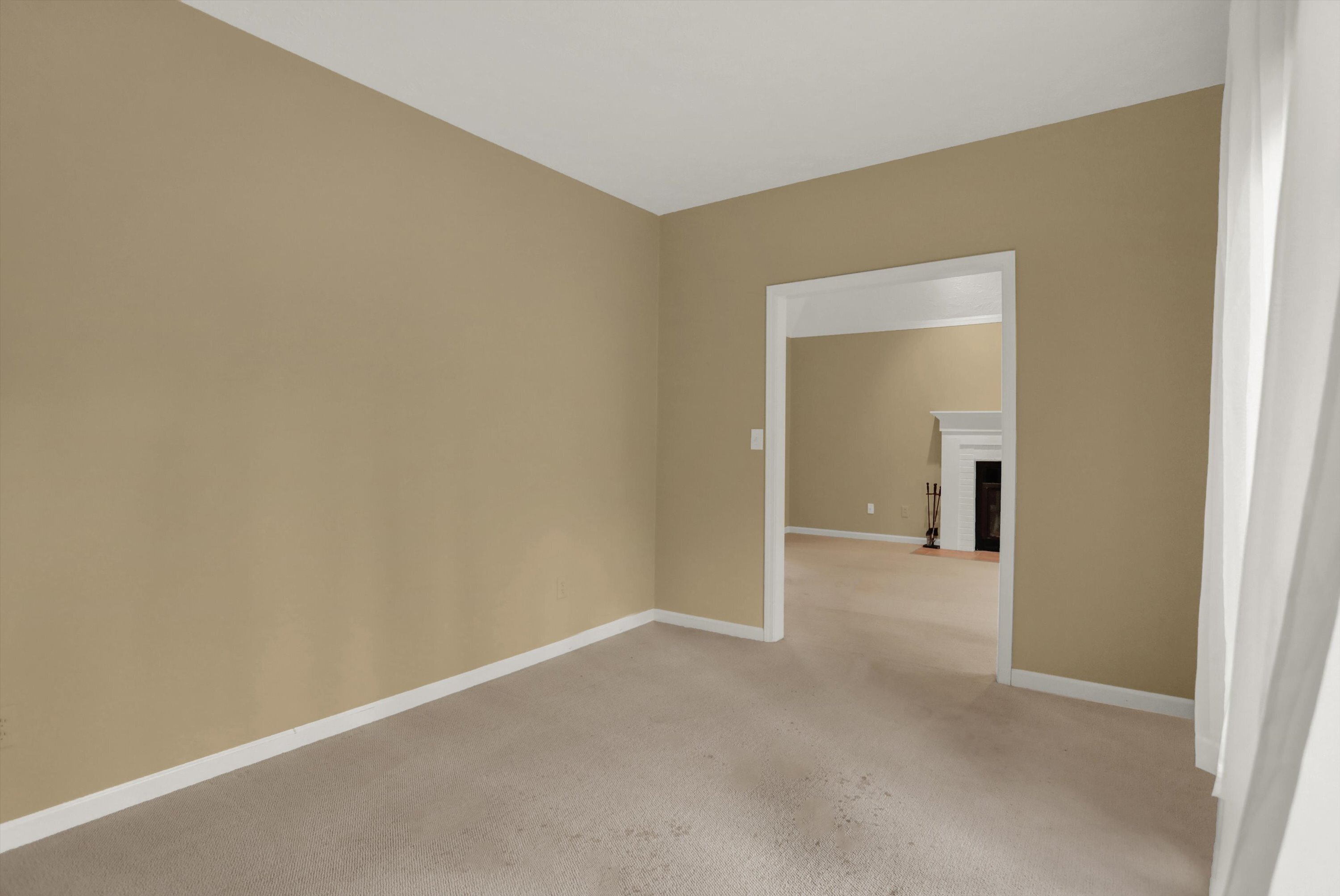 7121 Knollvalley Lane